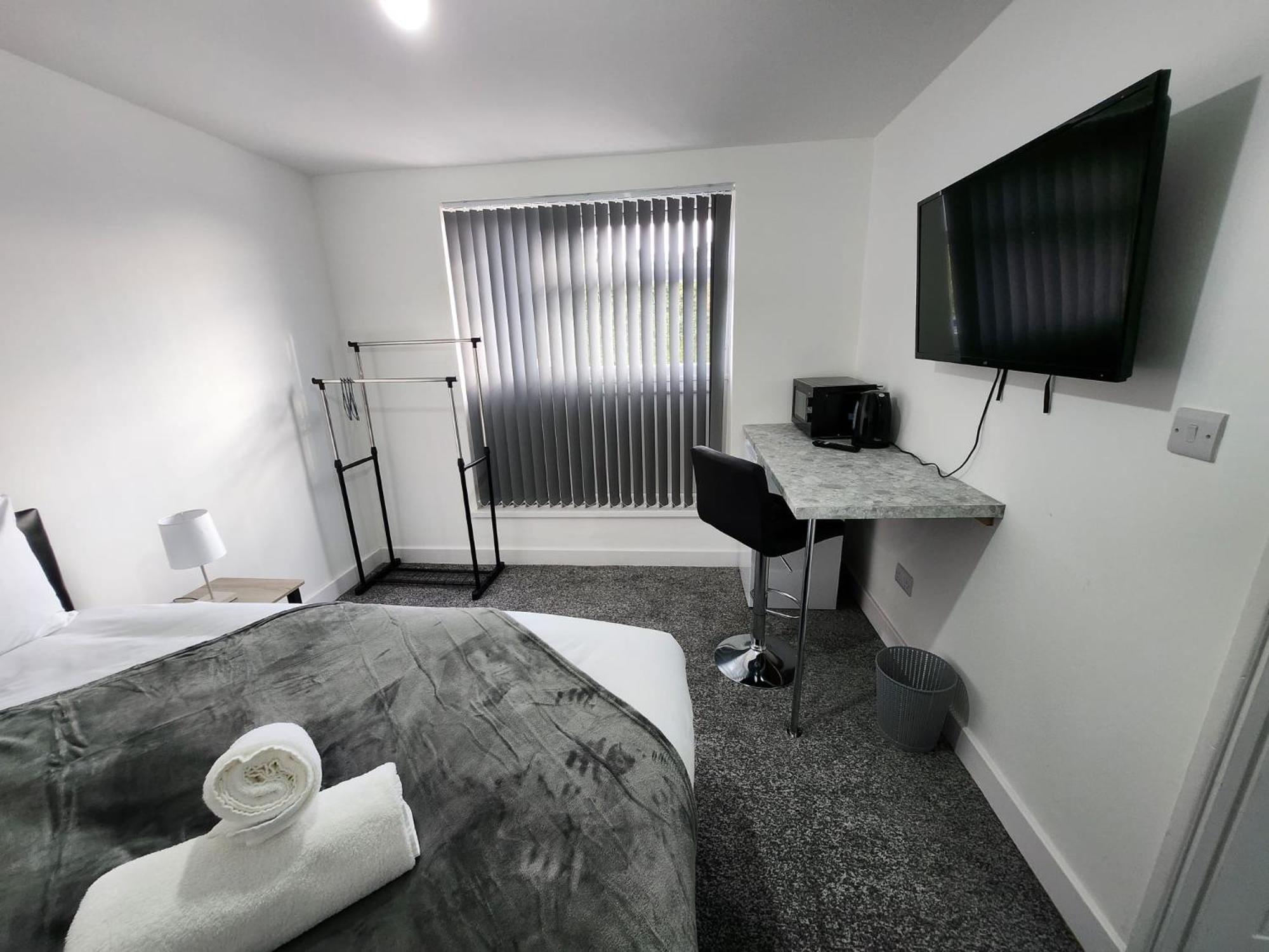 4 Bedroom 2 Bathroom Shared House - Near Bhx And Nec Birmingham Dış mekan fotoğraf